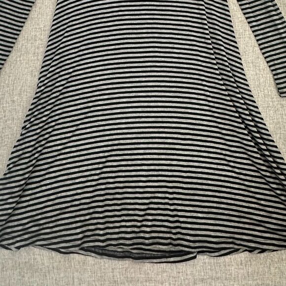 NEW! West Loop Striped Dress Black & Gray Medium Long Sleeve Stretch Rayon & Spa - Picture 2 of 11